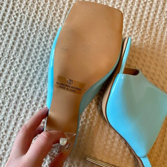 Fun Heels - Picture 4 of 4